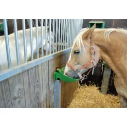 LA GEE Abreuvoir chevaux à palette icale Polyflex - La Gée< Abreuvoirs Chevaux