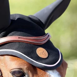 KEVIN STAUT COLLECTION Bonnet anti-mouche cheval -< Bonnet Anti-Mouche Cheval