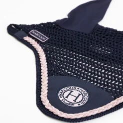 HARCOUR Bonnet anti-mouches cheval Suzette Octobre Rose -< Bonnet Anti-Mouche Cheval