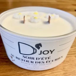 D'JOY Bougie équitation Soir d'été au retour des écuries Grand format -< Idées Cadeaux|Accessoires Lifestyle Équitation
