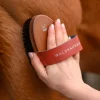 WALDHAUSEN Brosse douce cheval poils courts Hard Wood -< Brosses Et Bouchons Cheval