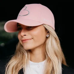 KEVIN STAUT COLLECTION Casquette équitation Collection Brune Faivre -< Casquettes, Écharpes, Bonnets