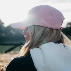 KEVIN STAUT COLLECTION Casquette équitation Collection Brune Faivre -< Casquettes, Écharpes, Bonnets