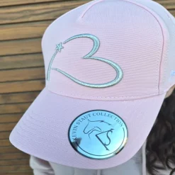 KEVIN STAUT COLLECTION Casquette équitation Collection Brune Faivre -< Casquettes, Écharpes, Bonnets