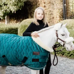 KENTUCKY HORSEWEAR Couverture de présentation Velvet poney 160g - Kentucky< Couvertures De Box