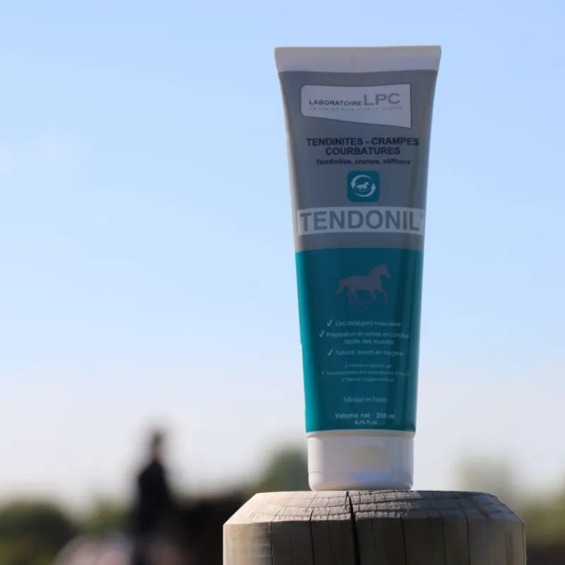 LABORATOIRE LPC Gel défatigant tendon cheval Tendonil - Lpc< Baume Et Gel Refroidissant Cheval