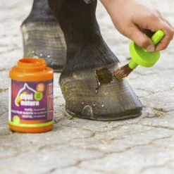EQUINATURA Huile à sabot cheval avec pinceau 450 ml Huföl -< Huile Sabot Cheval