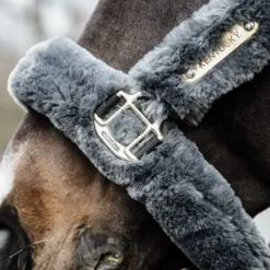 KENTUCKY HORSEWEAR Licol cheval doublé mouton synthétique - Kentucky< Protections De Transport|Licols