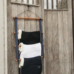 GROOMING DELUXE Porte tapis cheval -< Equipement Van Et Camions|Matériel D'Écurie
