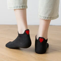TITES CHAUSSETTES Socquettes motifs petits coeurs - TitesChaussettes< Idées Cadeaux|Accessoires Lifestyle Équitation