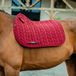 HORSEWARE Tapis de selle cheval Amigo Close Contact -< Tapis De Selle Classiques